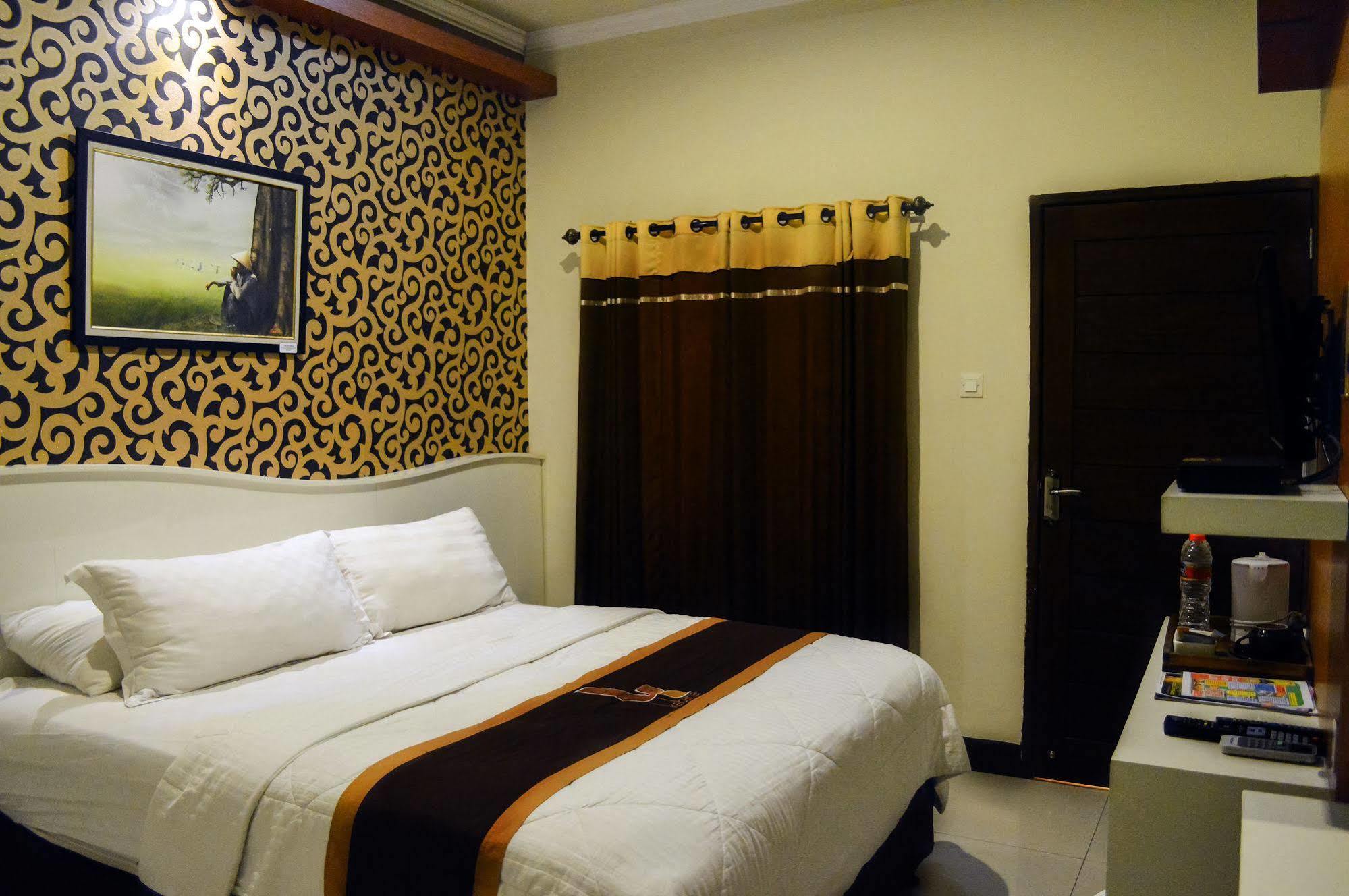 Kabana Hotel Mataram Eksteriør bilde